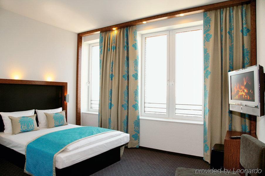 Motel One Wiesbaden Pokoj fotografie