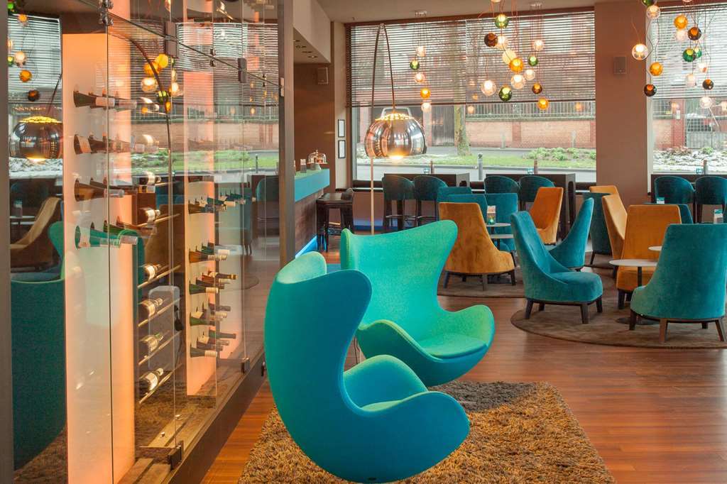 Motel One Wiesbaden Restaurace fotografie